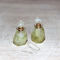 GOLD UÇLU KUVARS (KOLYE) DOĞAL TAŞ PARFÜM ŞİŞESİ