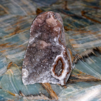 AMETİST KÜTLE TAŞI