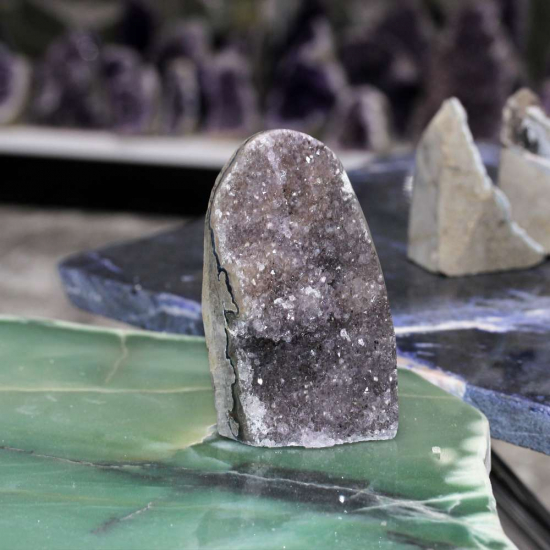 AMETİST KÜTLE TAŞI