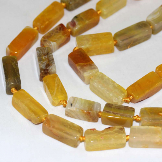 AKİK ŞEKİLLİ DOĞAL TAŞ