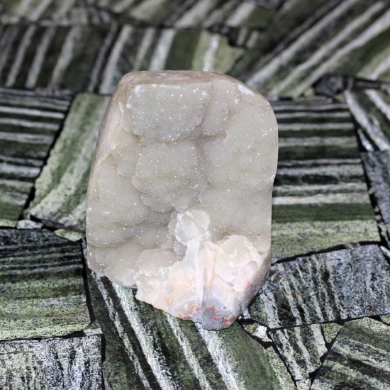 AMETİST KÜTLE TAŞI