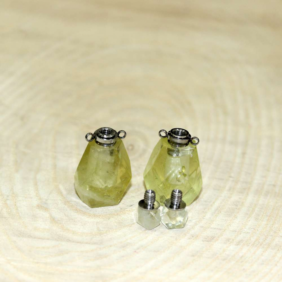 thumbGÜMÜŞ UÇLU KUVARS ( KOLYE ) DOĞAL TAŞ PARFÜM ŞİŞESİ