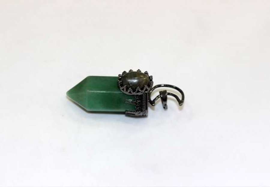 thumbDEMİR UÇLU AVENTURİN KOLYE