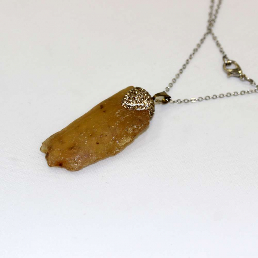 thumbDOĞAL İŞLENMEMİŞ DAMLA KEHRİBAR KOLYE