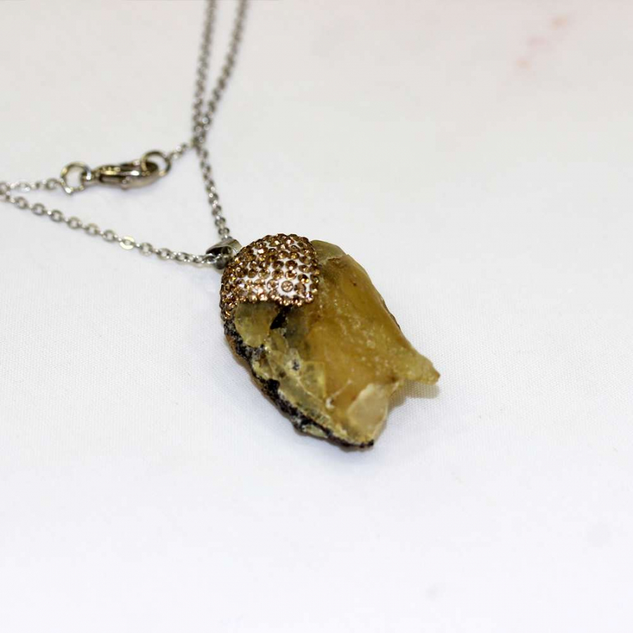 thumbDOĞAL İŞLENMEMİŞ DAMLA KEHRİBAR KOLYE