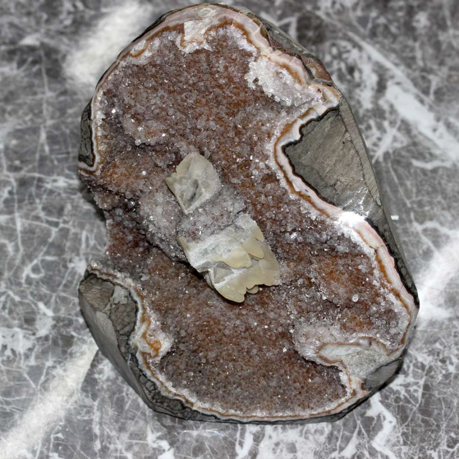 thumbAmetist ( Kiristal Kaplı ) Kütle Taşı