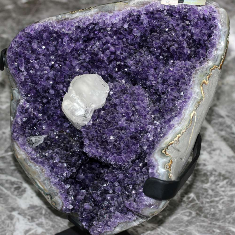 thumbAmetist ( Kiristal Uçlu ) Kütle Taşı