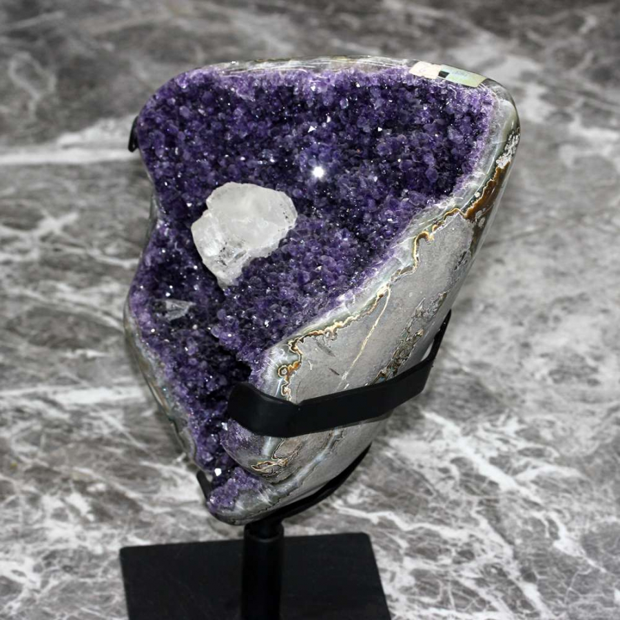 thumbAmetist ( Kiristal Uçlu ) Kütle Taşı