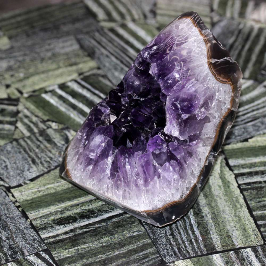 thumbUruguay Ametist Kütle Taşı