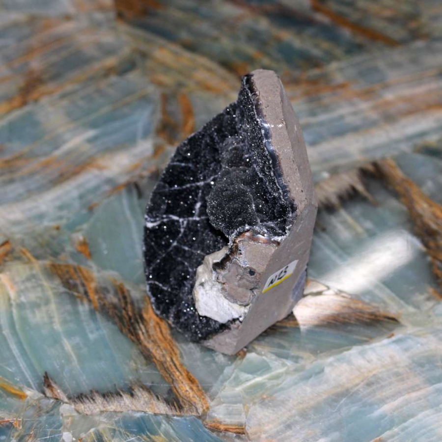 thumbAMETİST KÜTLE TAŞI