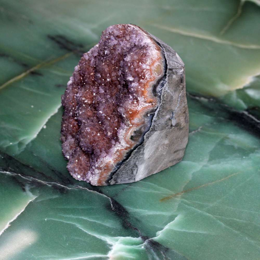 thumbAMETİST KÜTLE TAŞI