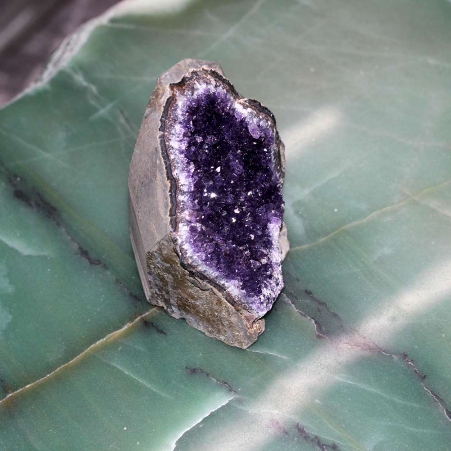 thumbAMETİST KÜTLE TAŞI