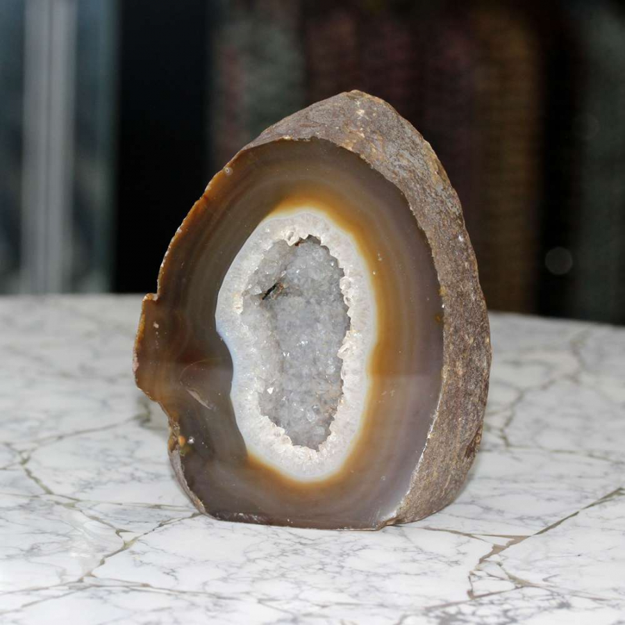 thumbAKİK KÜTLE TAŞI