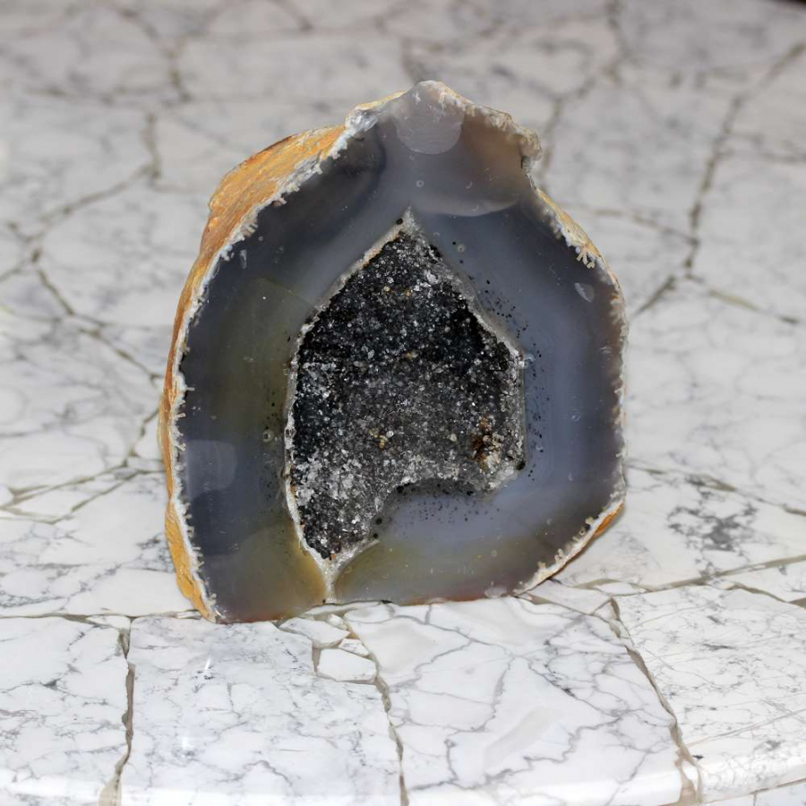 thumbAKİK KÜTLE TAŞI