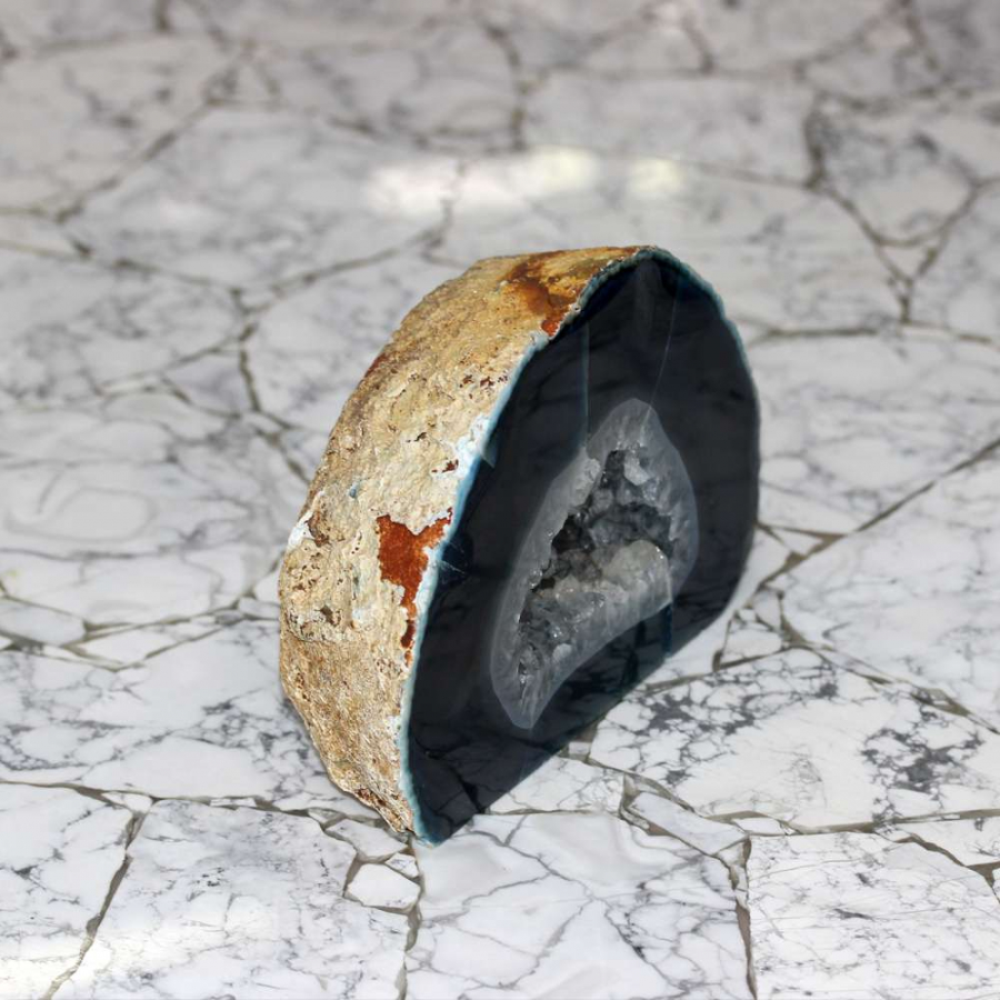 thumbAKİK KÜTLE TAŞI