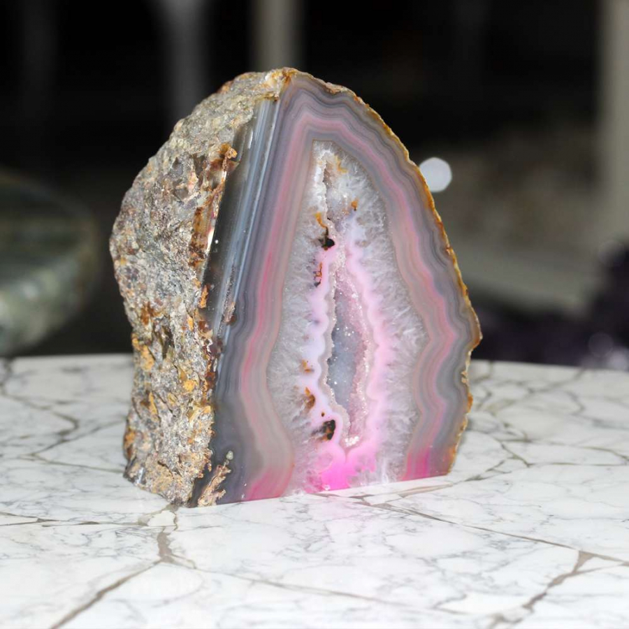 thumbAKİK KÜTLE TAŞI