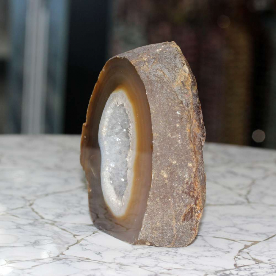 thumbAKİK KÜTLE TAŞI