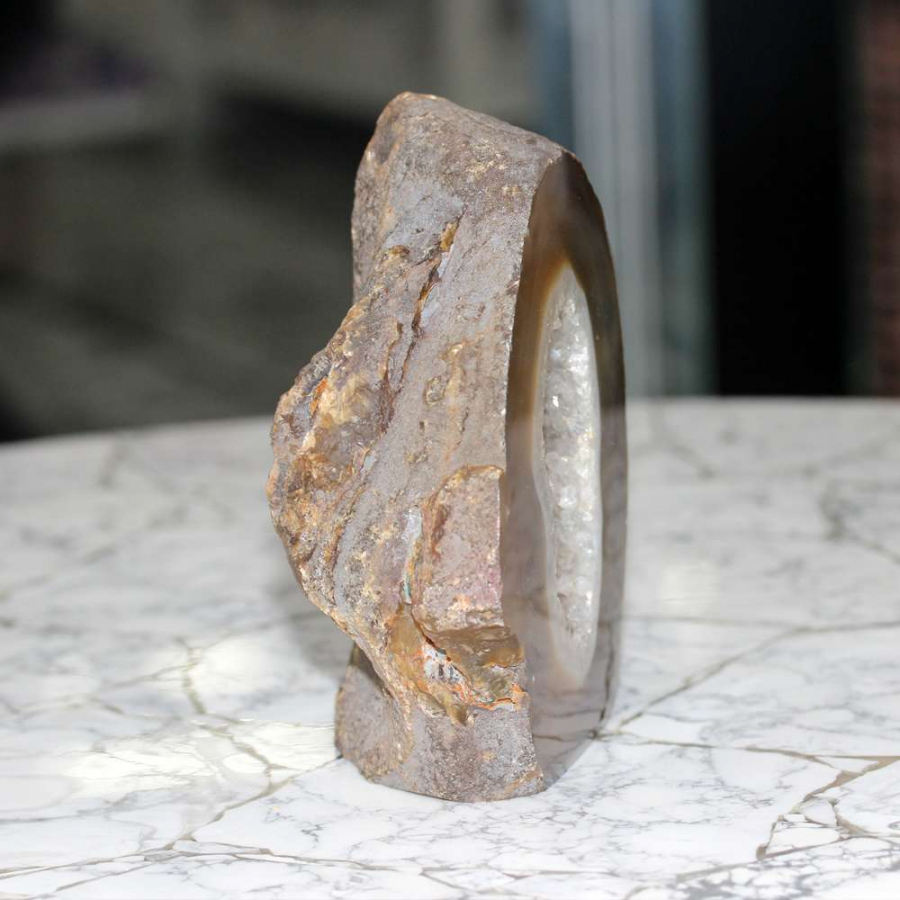 thumbAKİK KÜTLE TAŞI