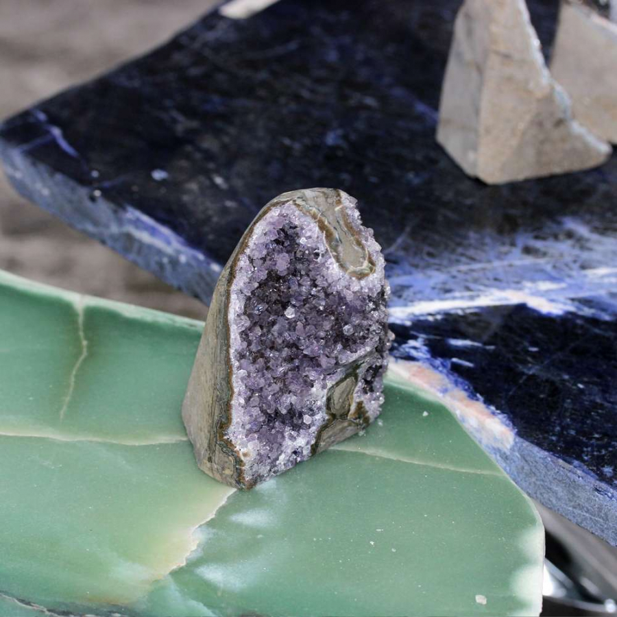 thumbAMETİST KÜTLE TAŞI