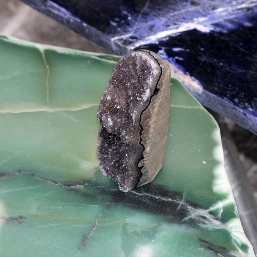 thumbAMETİST KÜTLE TAŞI