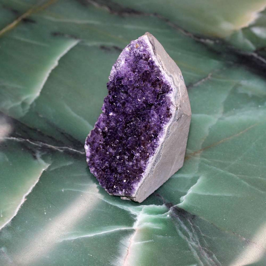 thumbAMETİST KÜTLE TAŞI