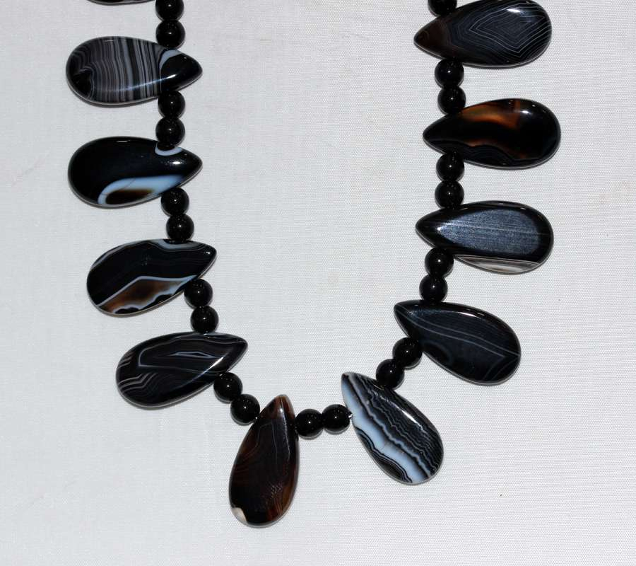 thumbAKİK DOĞAL TAŞ