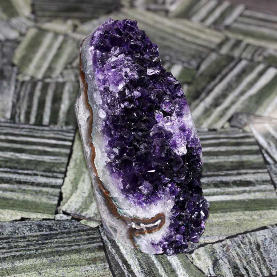 thumbAMETİST KÜTLE TAŞI