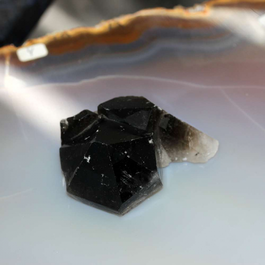 thumbDUMANLI KUVARS KÜTLE DOĞAL TAŞ