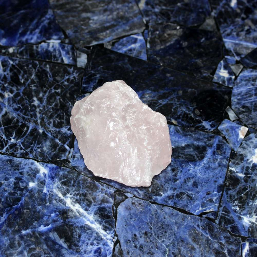 thumbPEMBE KUVARS KÜTLE TAŞI