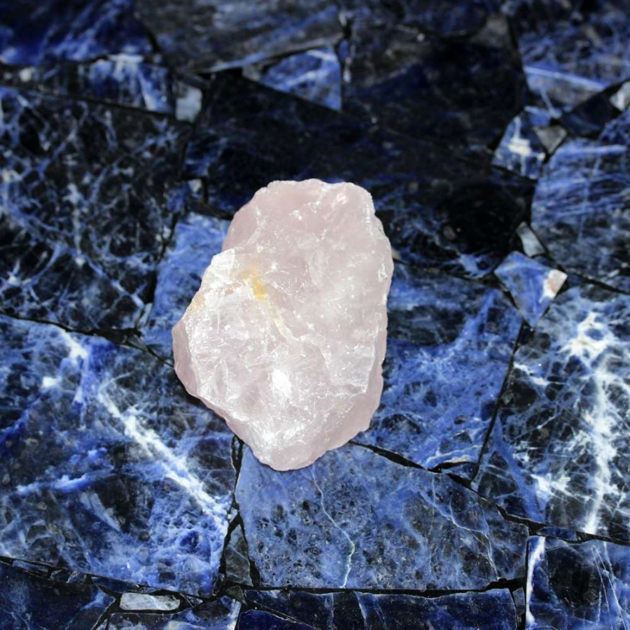 thumbPEMBE KUVARS KÜTLE TAŞI