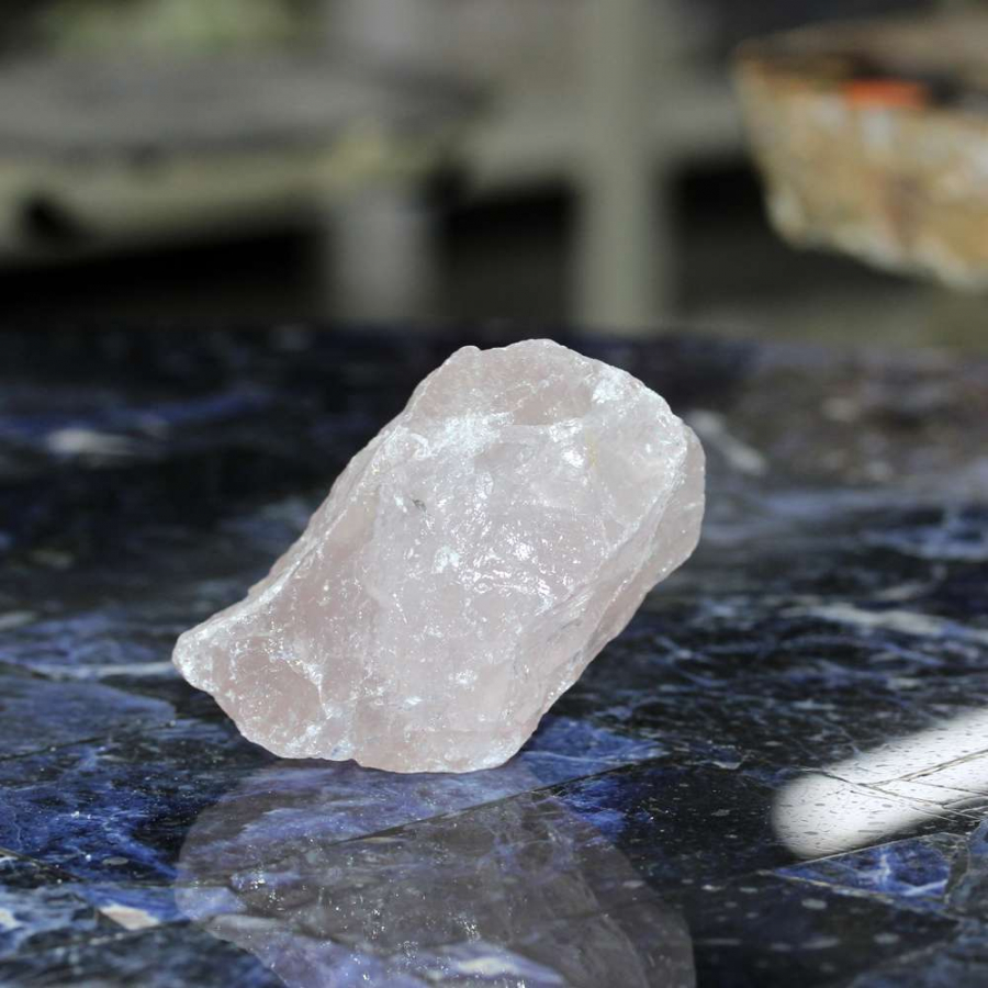 thumbPEMBE KUVARS KÜTLE TAŞI