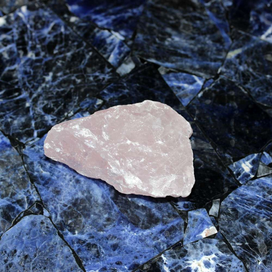 thumbPEMBE KUVARS KÜTLE TAŞI